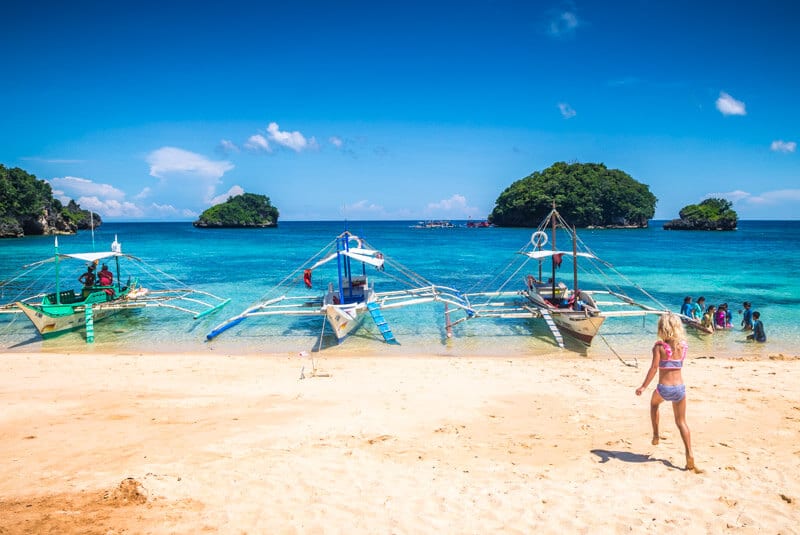 ilig-iligan-beach-boracay-island-the-philippines Travel planning can be overwhelming and time-consuming. Use these 15 steps to plan your trip and take the stress out of booking your next vacation.