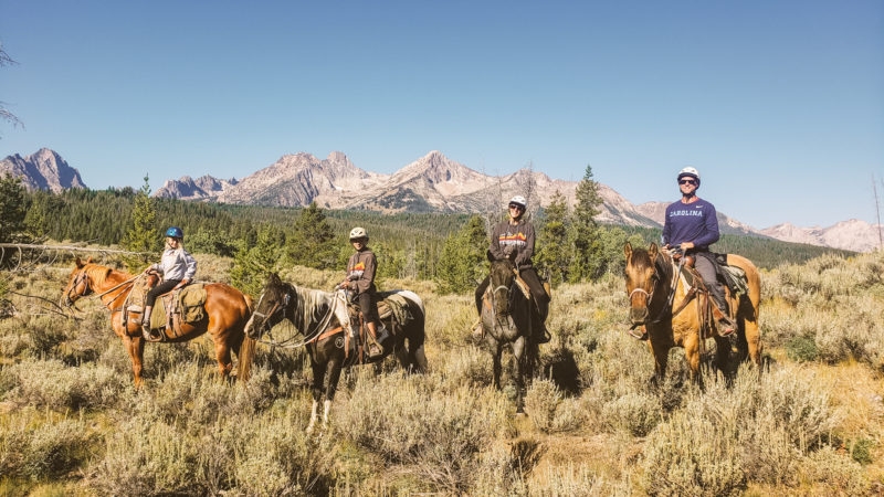 horse riding sawtooth mountains stanley idaho